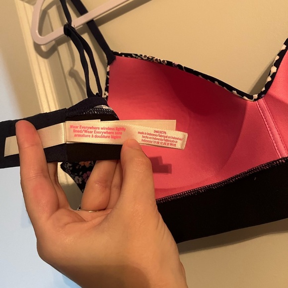 VS PINK | Wear Everywhere Wireless Lightly Lined Demi Bra Size 34C - Picture 6 of 6